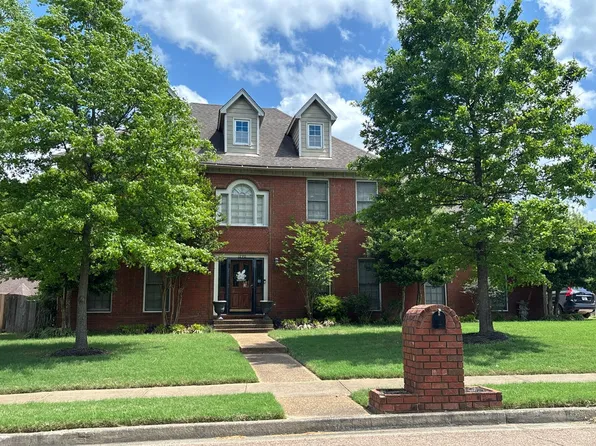 1240 Mintmere Dr, Collierville, TN 38017