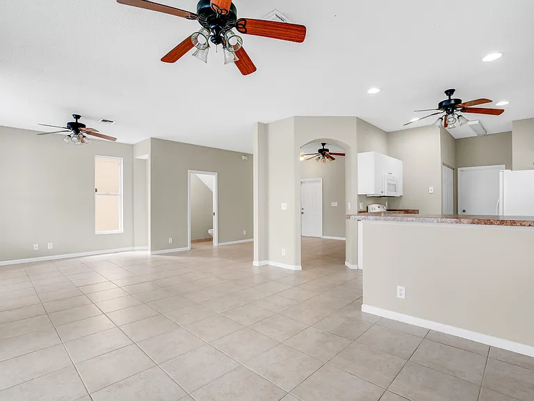 7787 Springfield Lake Dr — Photo 27
