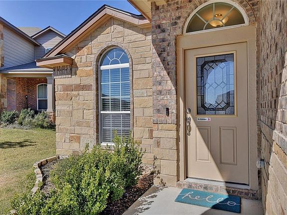 3rd image of 3305 Parkmill Dr