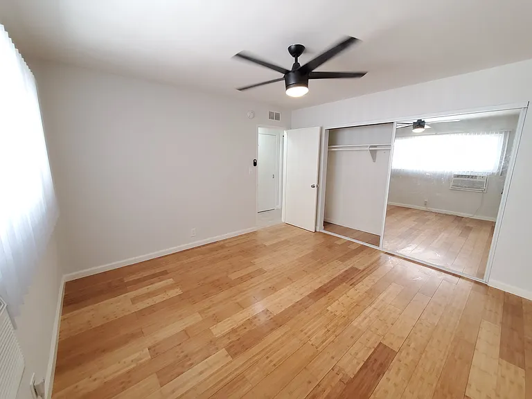 8529 Saturn St #4 — Photo 9