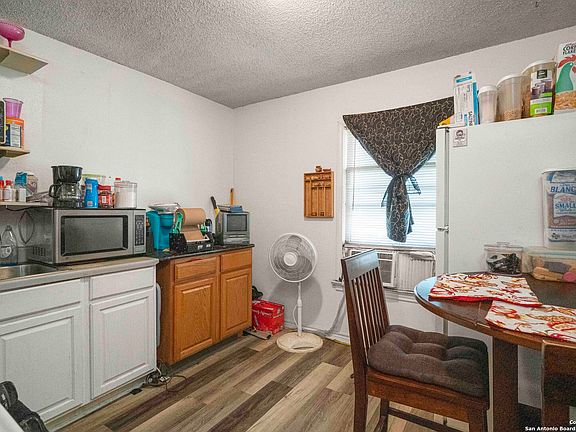 5th image of 502 WALTON AVE