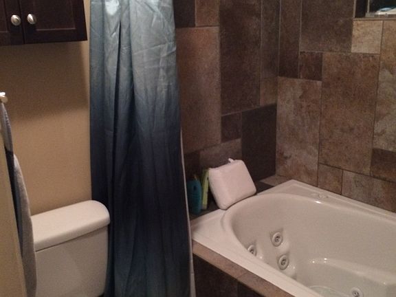 Master Bath Jetted Tub