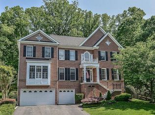 5684 Clouds Mill Dr, Alexandria, VA 22310