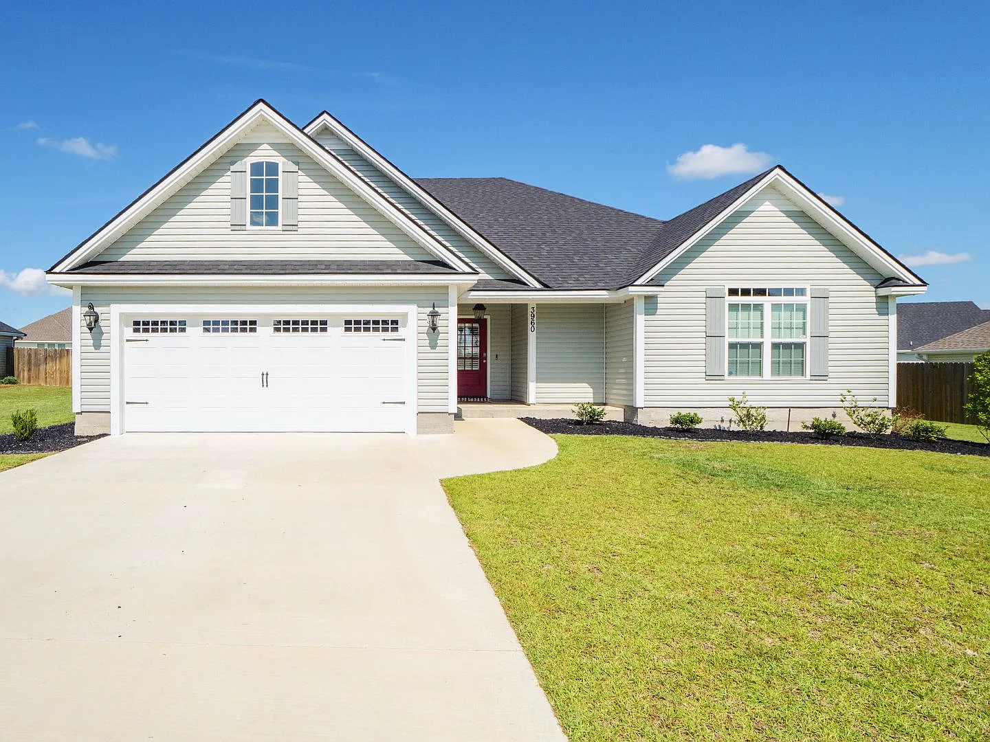 3960 Landings Cir — Photo 4