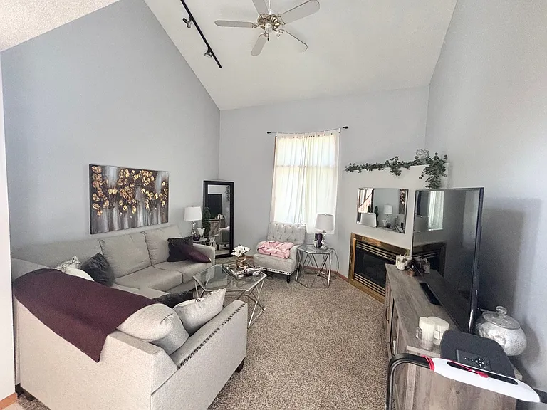 14063 Plymouth Ave — Photo 4