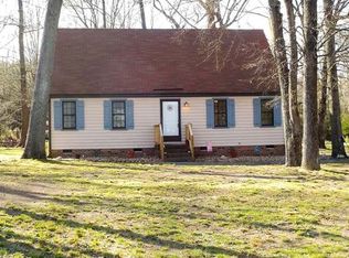 13708 Golf Course Rd, Chester, VA 23836