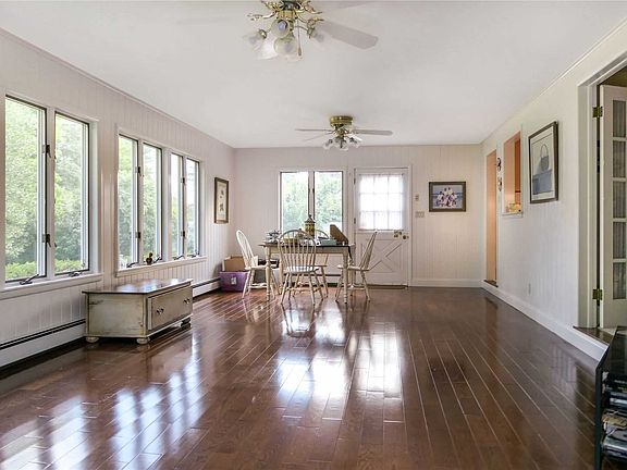 5th image of 57 Adelhaide Ln