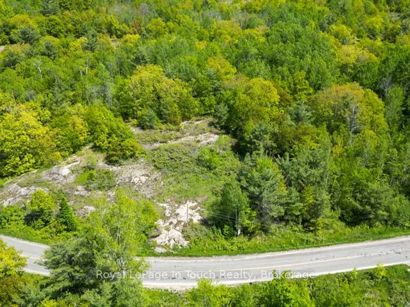 408 Bay Rd, Severn, ON L0K 1E0