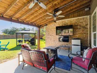 302 Amis Ct, Fate, TX, 75087