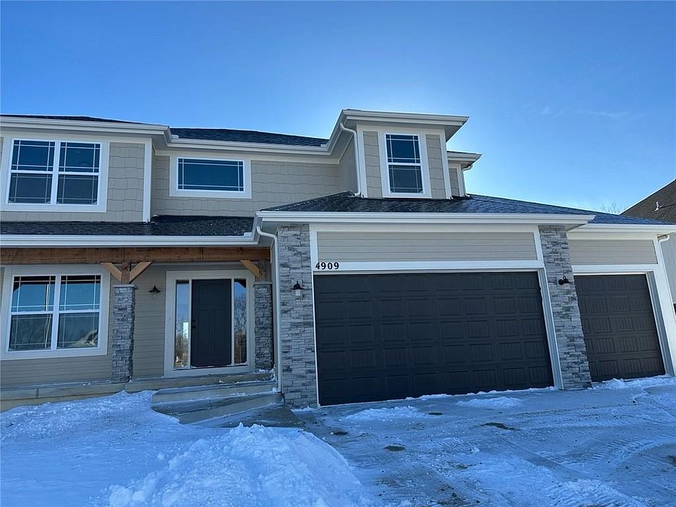 1st image of 4909 NE 88th St