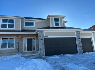 4909 NE 88th St, Kansas City, MO 64156