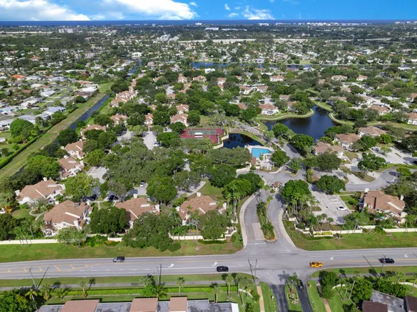 8101 Oakton Court #1a, Lake Clarke Shores, FL 33406