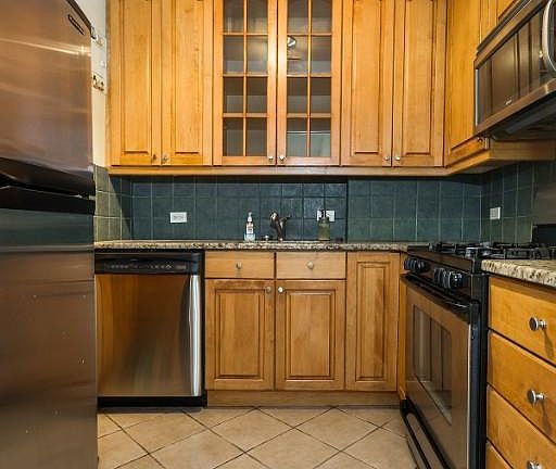 3rd image of 345 E 86th St APT 11D