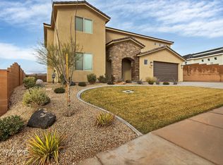 571 N Staci Dr, Hurricane, UT 84737
