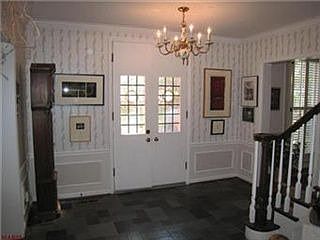 2nd image of 3075 Thornbury Dr