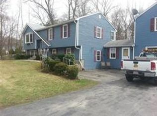 6 Gail Dr, Bellingham, MA 02019