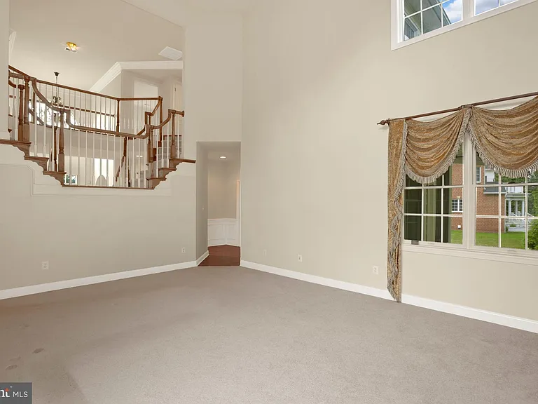 23353 Lennoxville Way — Photo 14