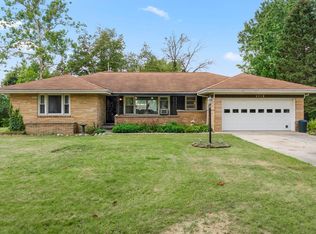 5719 Homewood Dr, Fort Wayne, IN 46825