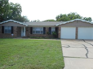 2004 Shelman Trl, Fort Worth, TX 76112