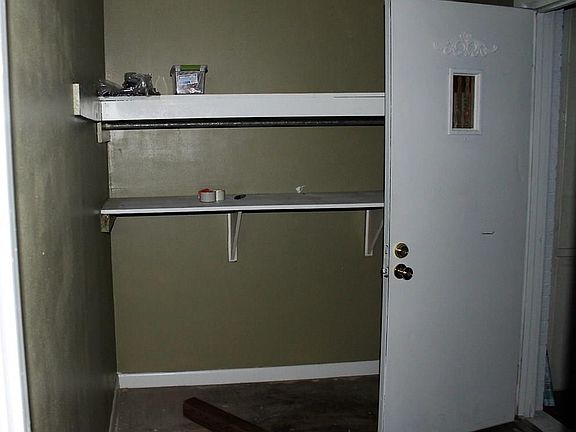 5th image of 4203 Highland Dr