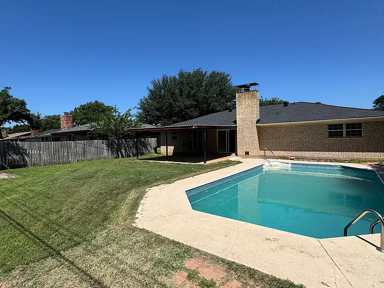 5605 Briargrove Dr — Photo 33