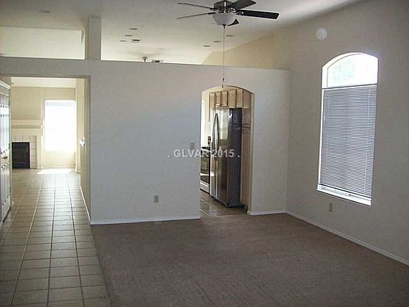 3rd image of 4500 Crimson Leaf Dr