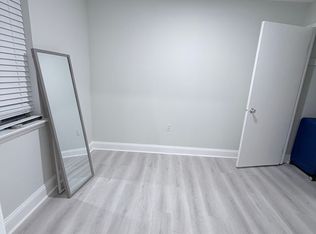 5933 Quantrell Ave APT 102, Alexandria, VA 22312
