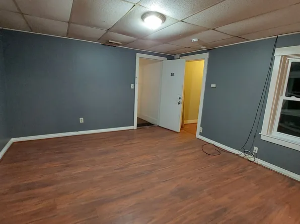 266 Pine St, 266 Pine St, Fall River, MA 02720