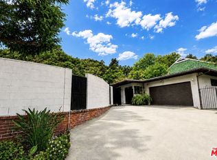 7230 Outpost Cove Dr, Los Angeles, CA 90068