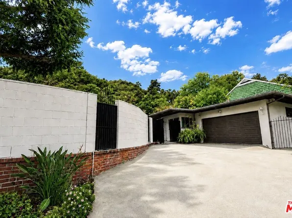 7230 Outpost Cove Dr, Los Angeles, CA 90068