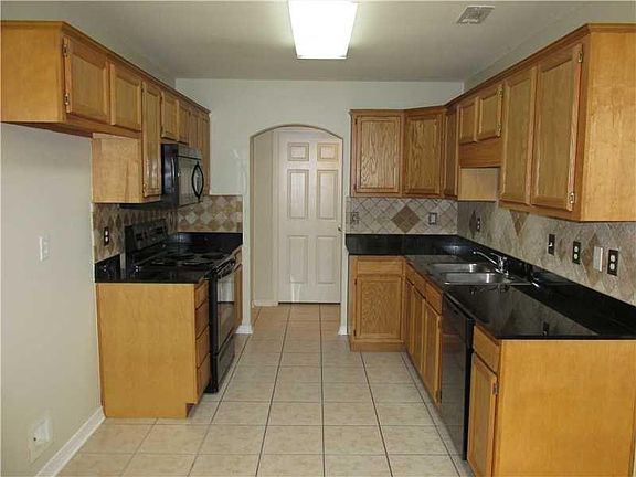 3rd image of 350 Beasley Dr