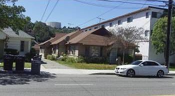 1st image of 726B E Chevy Chase Dr