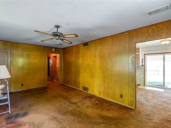 4th image of 1365 Yuma Ave