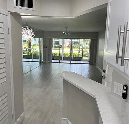 2nd image of 2 Garden St APT 107M