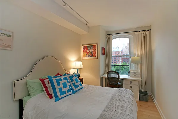 Sold by Corcoran | media 21