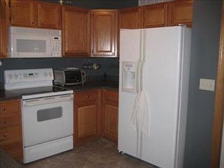 4th image of 8860 Sicily Ln
