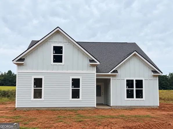 67 Oak Rd, Locust Grove, GA 30248