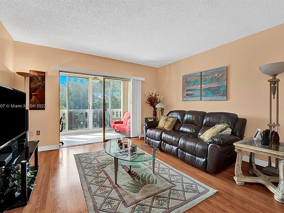 2nd image of 3850 Washington St APT 204