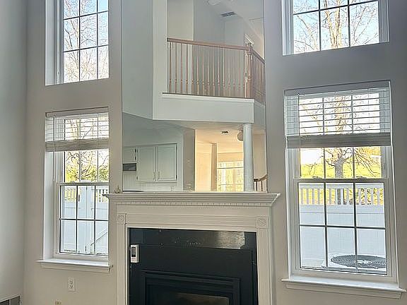 4th image of 515 Amberleigh Dr #114