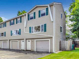 19 Doane St APT 1, Lowell, MA 01851