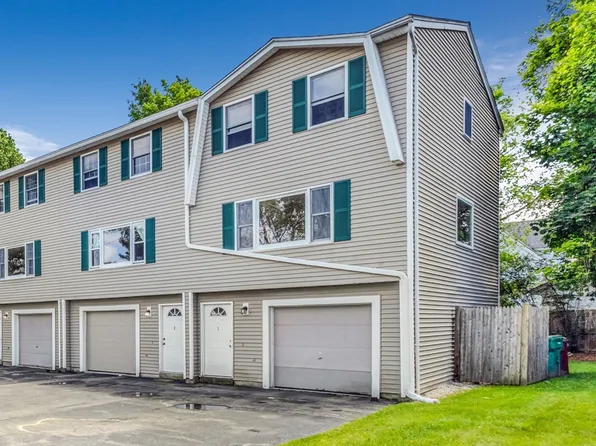 19 Doane St APT 1, Lowell, MA 01851