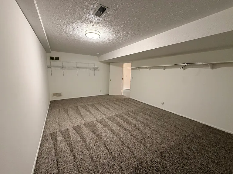 2307 Brighton Dr — Photo 37