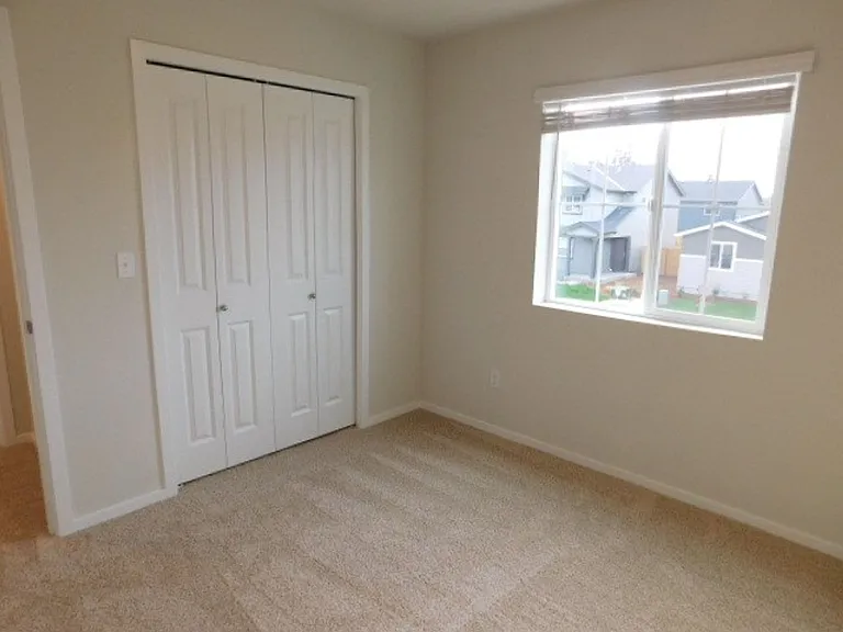 4737 Navigation Ave NE — Photo 21