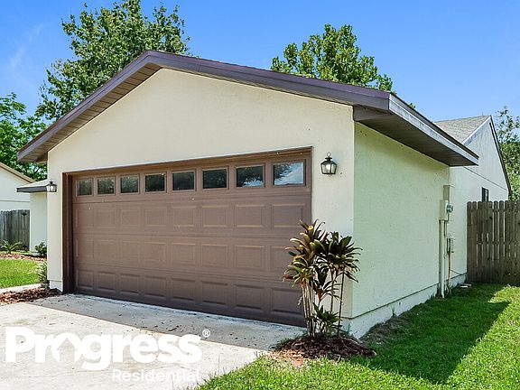 3rd image of 5624 Garden Grove Cir