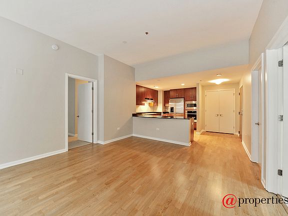 Kitchen / Living Room