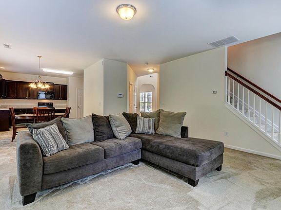 5th image of 5809 Landerwood Dr