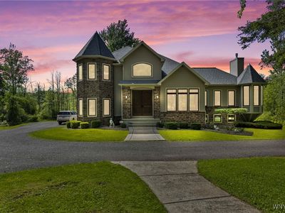 3750 Transit Rd, Orchard Park, NY, 14127