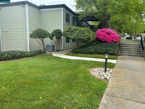 2128 Tice Creek Dr APT 2, Walnut Creek, CA 94595