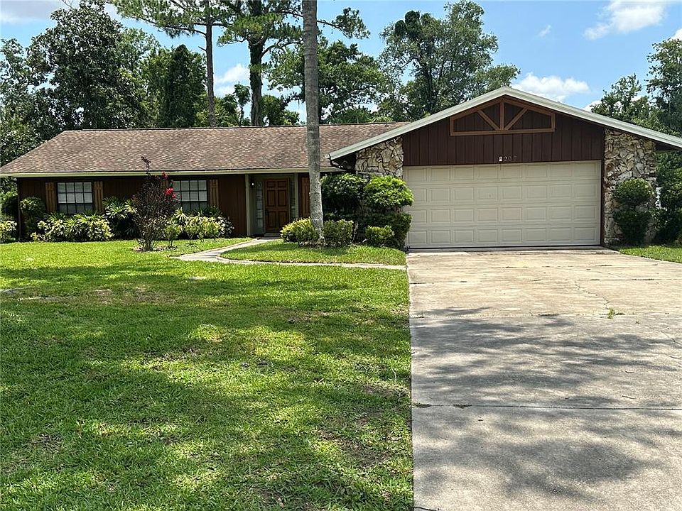 1st image of 207 DOGWOOD DRIVE