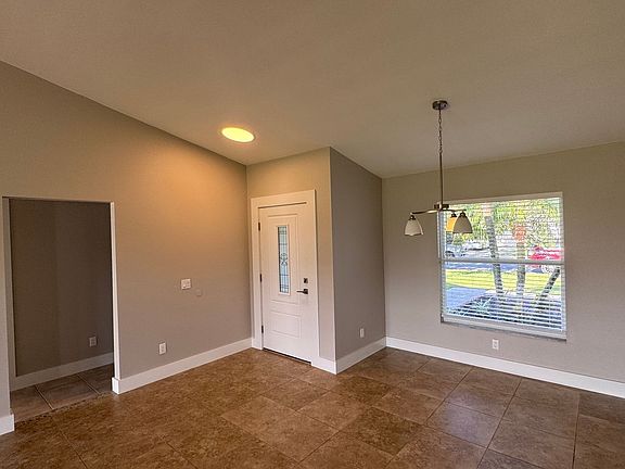 5th image of 11728 Shirburn Cir